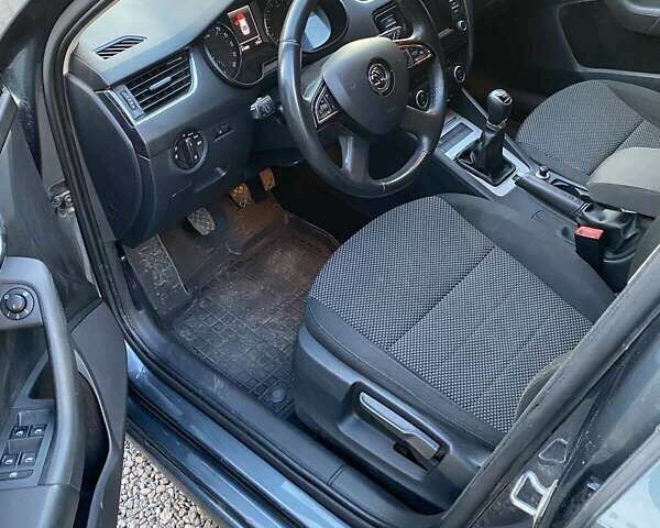 Шкода Октавия, объемом двигателя 1.6 л и пробегом 216 тыс. км за 11000 $, фото 5 на Automoto.ua