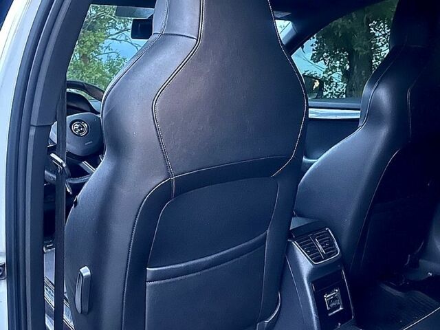 Шкода Октавия 2014 в Первомайск на Automoto.ua Шкода Октавия, объемом двигателя 2 л и пробегом 285 тыс. км за 11900 $, фото 5 на Automoto.ua