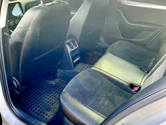 Шкода Октавія, об'ємом двигуна 1.8 л та пробігом 205 тис. км за 11500 $, фото 7 на Automoto.ua