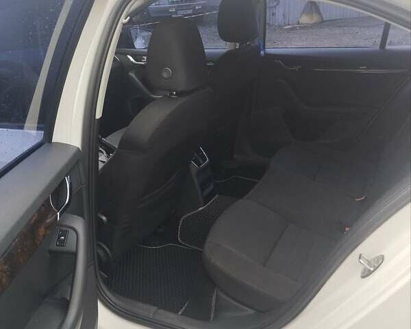 Шкода Октавия 2014 в Запорожье на Automoto.ua Шкода Октавия, объемом двигателя 2 л и пробегом 315 тыс. км за 11700 $, фото 64 на Automoto.ua
