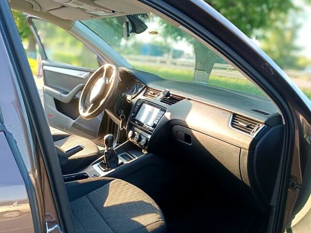 Шкода Октавия, объемом двигателя 1.4 л и пробегом 248 тыс. км за 8600 $, фото 11 на Automoto.ua