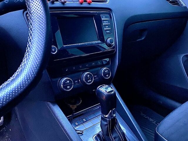 Шкода Октавия 2014 в Первомайск на Automoto.ua Шкода Октавия, объемом двигателя 2 л и пробегом 285 тыс. км за 11900 $, фото 7 на Automoto.ua