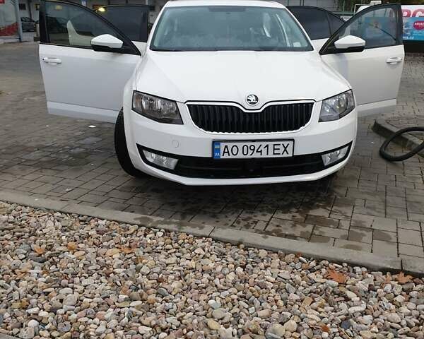 Шкода Октавия, объемом двигателя 1.4 л и пробегом 258 тыс. км за 9000 $, фото 4 на Automoto.ua