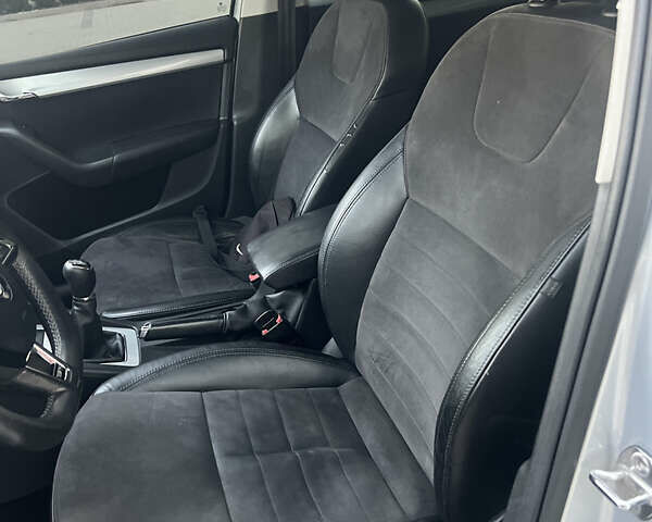 Шкода Октавия, объемом двигателя 1.4 л и пробегом 200 тыс. км за 7999 $, фото 4 на Automoto.ua