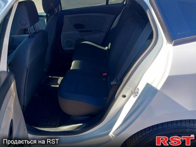 Шкода Октавія, об'ємом двигуна 18 л та пробігом 190 тис. км за 9000 $, фото 12 на Automoto.ua