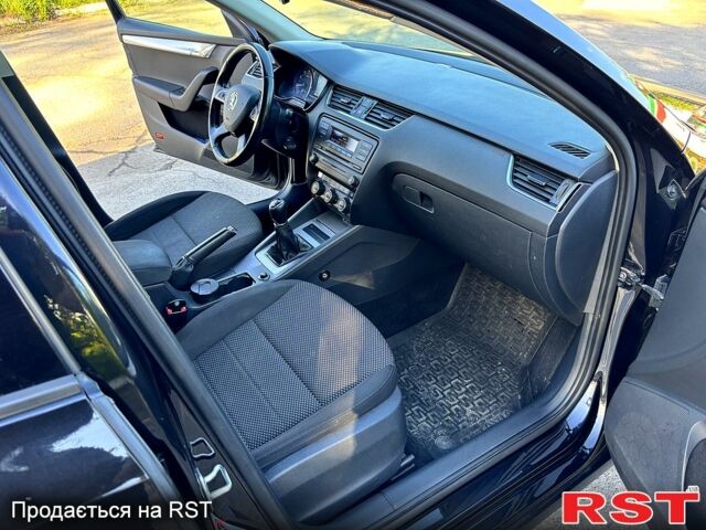 Шкода Октавия, объемом двигателя 1.8 л и пробегом 200 тыс. км за 9999 $, фото 4 на Automoto.ua