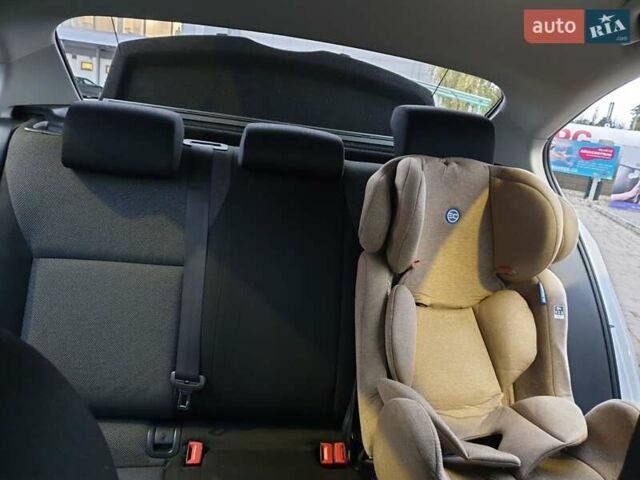 Шкода Октавия, объемом двигателя 1.4 л и пробегом 258 тыс. км за 9000 $, фото 5 на Automoto.ua