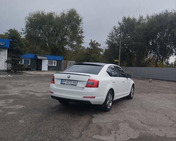 Шкода Октавия 2014 в Запорожье на Automoto.ua Шкода Октавия, объемом двигателя 2 л и пробегом 315 тыс. км за 11700 $, фото 55 на Automoto.ua