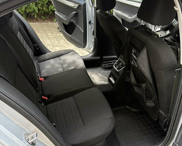 Шкода Октавия, объемом двигателя 1.6 л и пробегом 230 тыс. км за 12300 $, фото 7 на Automoto.ua