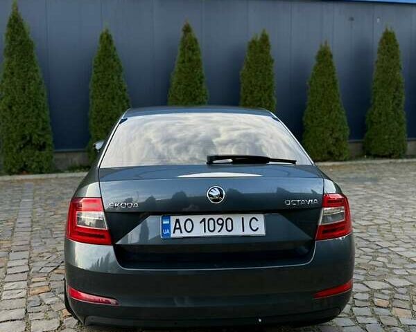 Шкода Октавия, объемом двигателя 1.6 л и пробегом 288 тыс. км за 11000 $, фото 7 на Automoto.ua