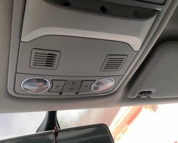 Шкода Октавия, объемом двигателя 1.6 л и пробегом 275 тыс. км за 13200 $, фото 8 на Automoto.ua