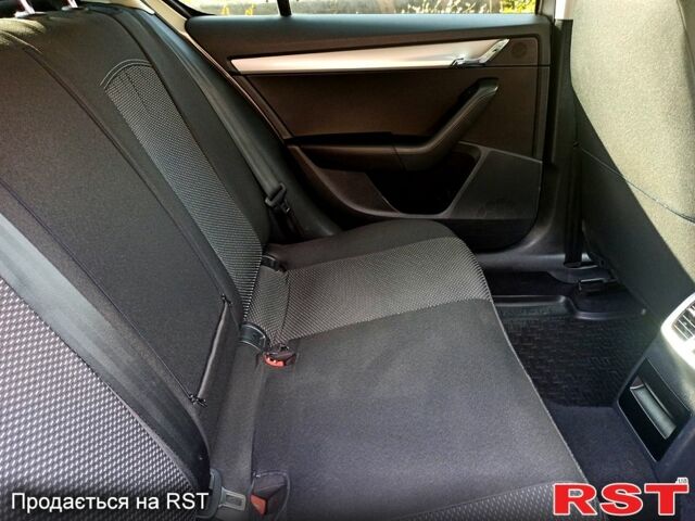 Шкода Октавия, объемом двигателя 1.8 л и пробегом 174 тыс. км за 12800 $, фото 6 на Automoto.ua