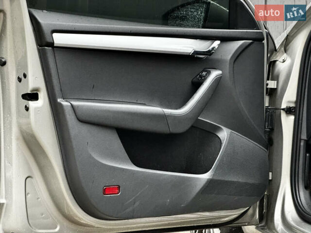 Шкода Октавия, объемом двигателя 1.8 л и пробегом 266 тыс. км за 10500 $, фото 38 на Automoto.ua