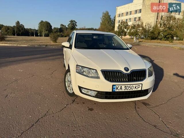 Шкода Октавия, объемом двигателя 1.4 л и пробегом 112 тыс. км за 12000 $, фото 1 на Automoto.ua