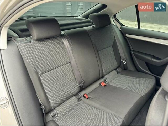 Шкода Октавия, объемом двигателя 1.8 л и пробегом 266 тыс. км за 10500 $, фото 35 на Automoto.ua