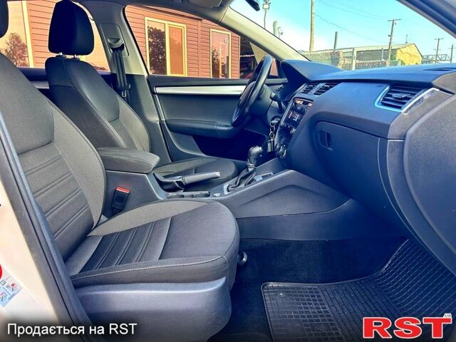 Шкода Октавия, объемом двигателя 14 л и пробегом 151 тыс. км за 11800 $, фото 12 на Automoto.ua