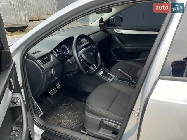 Шкода Октавия, объемом двигателя 1.8 л и пробегом 165 тыс. км за 11000 $, фото 12 на Automoto.ua