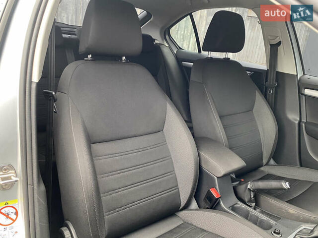 Шкода Октавия, объемом двигателя 1.8 л и пробегом 165 тыс. км за 11000 $, фото 16 на Automoto.ua