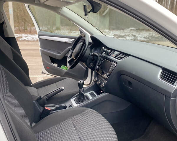 Шкода Октавія, об'ємом двигуна 1.97 л та пробігом 301 тис. км за 13500 $, фото 15 на Automoto.ua