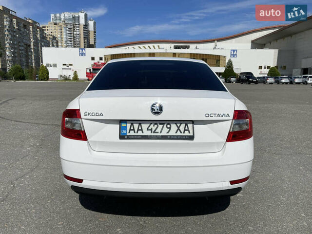 Шкода Октавия, объемом двигателя 1.6 л и пробегом 226 тыс. км за 11900 $, фото 5 на Automoto.ua