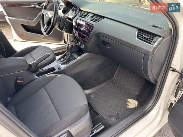 Шкода Октавия, объемом двигателя 2 л и пробегом 270 тыс. км за 15400 $, фото 5 на Automoto.ua