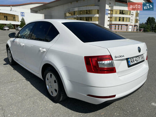 Шкода Октавия, объемом двигателя 1.6 л и пробегом 226 тыс. км за 11900 $, фото 6 на Automoto.ua