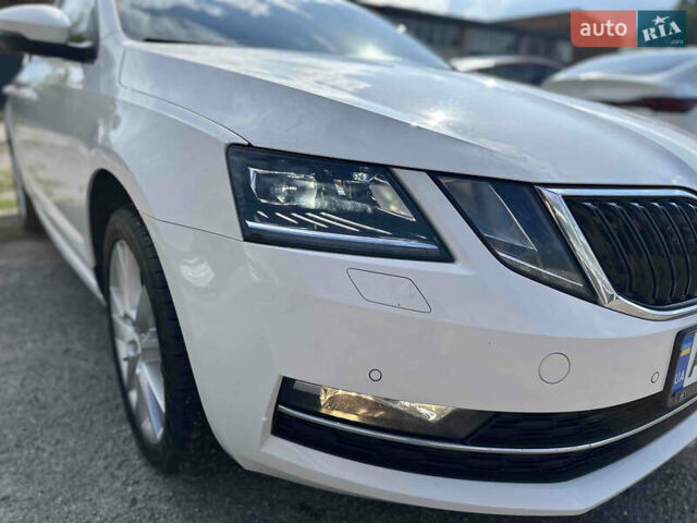 Шкода Октавия, объемом двигателя 2 л и пробегом 270 тыс. км за 15400 $, фото 1 на Automoto.ua