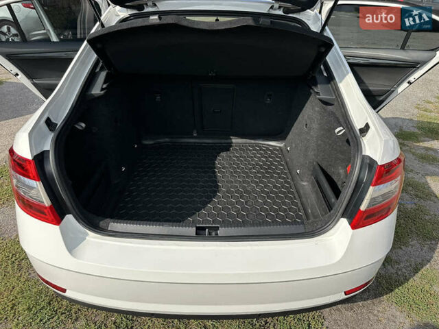 Шкода Октавия, объемом двигателя 2 л и пробегом 270 тыс. км за 15400 $, фото 8 на Automoto.ua
