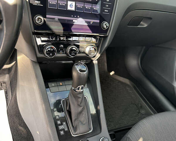 Шкода Октавия, объемом двигателя 2 л и пробегом 270 тыс. км за 15400 $, фото 11 на Automoto.ua