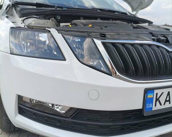 Шкода Октавія, об'ємом двигуна 1.8 л та пробігом 280 тис. км за 11999 $, фото 9 на Automoto.ua