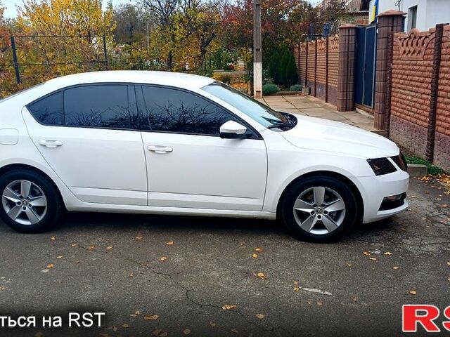 Шкода Октавия, объемом двигателя 1.6 л и пробегом 230 тыс. км за 13500 $, фото 4 на Automoto.ua