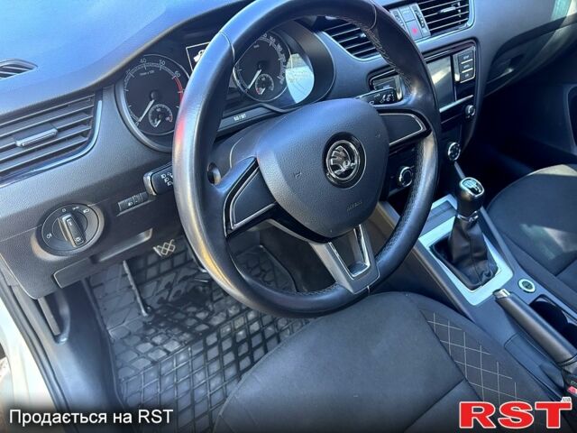 Шкода Октавия, объемом двигателя 1.6 л и пробегом 78 тыс. км за 14600 $, фото 7 на Automoto.ua