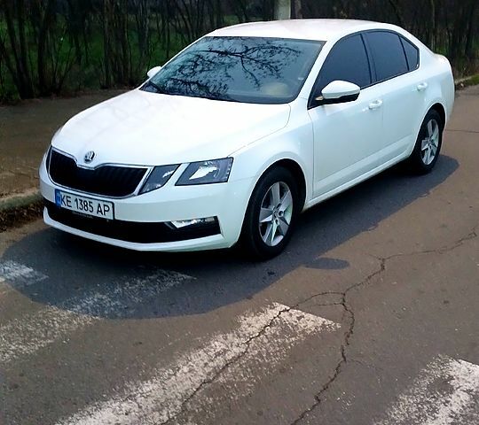 Шкода Октавия, объемом двигателя 1.6 л и пробегом 230 тыс. км за 13500 $, фото 6 на Automoto.ua