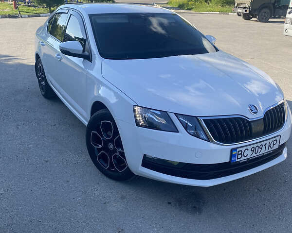 Шкода Октавия, объемом двигателя 1.6 л и пробегом 153 тыс. км за 16000 $, фото 1 на Automoto.ua