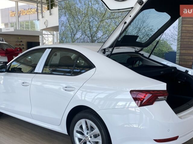 Шкода Октавія 2024 року купити нове авто Шкода Октавія 2024 року від офіційного дилера Автоцентр AUTO.RIA Шкода фото