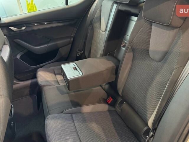 купити нове авто Шкода Октавія 2024 року від офіційного дилера Автоцентр-Дніпропетровськ Skoda Шкода фото