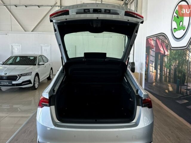 купить новое авто Шкода Октавия 2024 года от официального дилера Моторкрафт Шкода фото