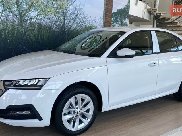 Шкода Октавія 2024 року купити нове авто Шкода Октавія 2024 року від офіційного дилера Автоцентр AUTO.RIA Шкода фото