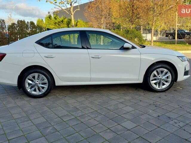 купить новое авто Шкода Октавия 2025 года от официального дилера АСТ-КОМБІ Шкода фото