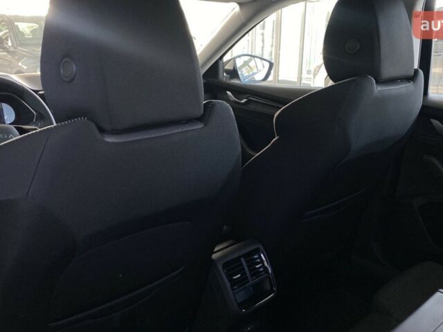 купить новое авто Шкода Октавия 2025 года от официального дилера Автоцентр AUTO.RIA Шкода фото