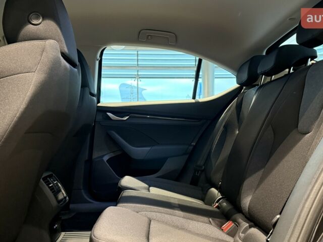 Шкода Октавия 2025 года купить новое авто Шкода Октавия 2025 года от официального дилера Автоцентр AUTO.RIA Шкода фото