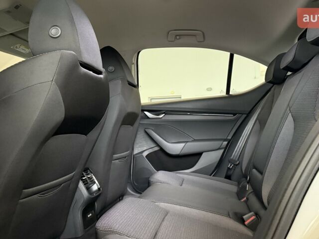 купити нове авто Шкода Октавія 2025 року від офіційного дилера Автоцентр AUTO.RIA Шкода фото