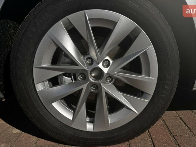 купити нове авто Шкода Октавія 2025 року від офіційного дилера Автомобільний Дім Галич-Авто Шкода фото