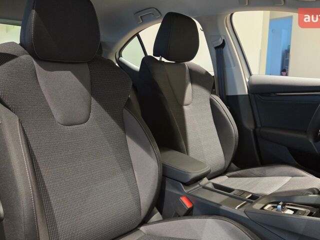 купить новое авто Шкода Октавия 2025 года от официального дилера Віннер Центр Київ Шкода фото