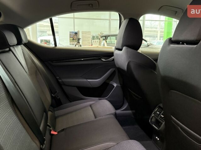 купити нове авто Шкода Октавія 2025 року від офіційного дилера Автоцентр AUTO.RIA Шкода фото