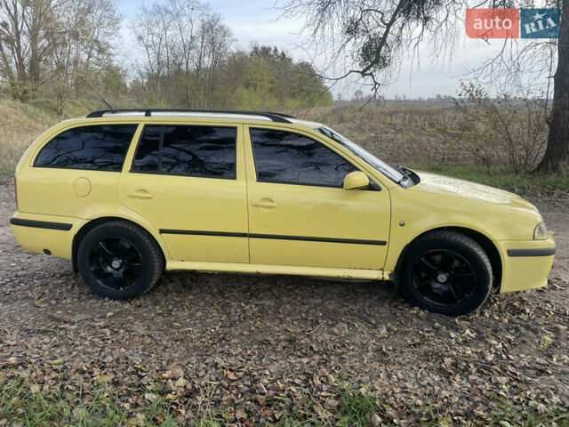 Желтый Шкода Октавия, объемом двигателя 1.78 л и пробегом 308 тыс. км за 4200 $, фото 14 на Automoto.ua