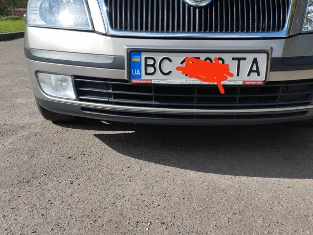 Жовтий Шкода Октавія, об'ємом двигуна 1.6 л та пробігом 230 тис. км за 5800 $, фото 7 на Automoto.ua