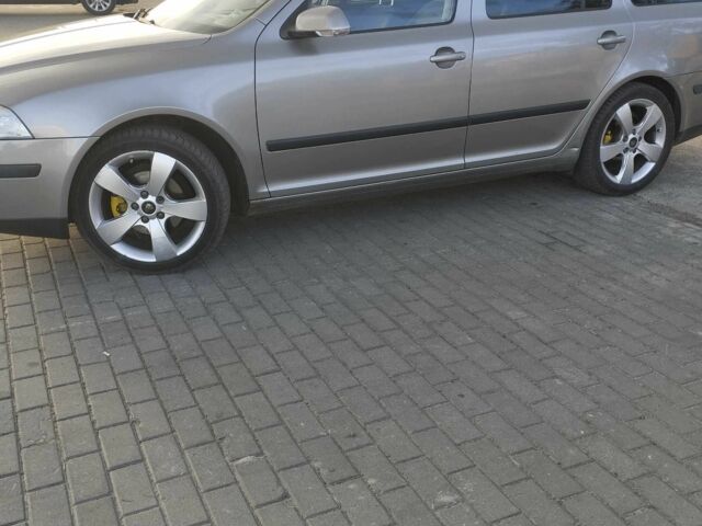 Жовтий Шкода Октавія, об'ємом двигуна 1.6 л та пробігом 230 тис. км за 5800 $, фото 2 на Automoto.ua