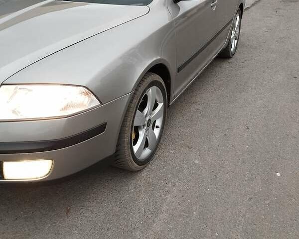 Желтый Шкода Октавия, объемом двигателя 1.6 л и пробегом 230 тыс. км за 5500 $, фото 27 на Automoto.ua