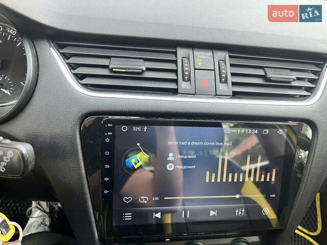 Желтый Шкода Октавия, объемом двигателя 1.6 л и пробегом 254 тыс. км за 8500 $, фото 19 на Automoto.ua